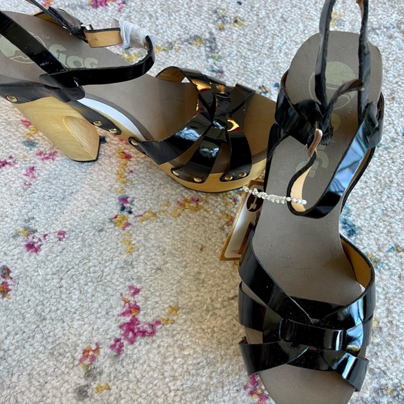 FLOGG Rainbow Platform Sandal in Black Patent Size 8 - NIB - Picture 8 of 15